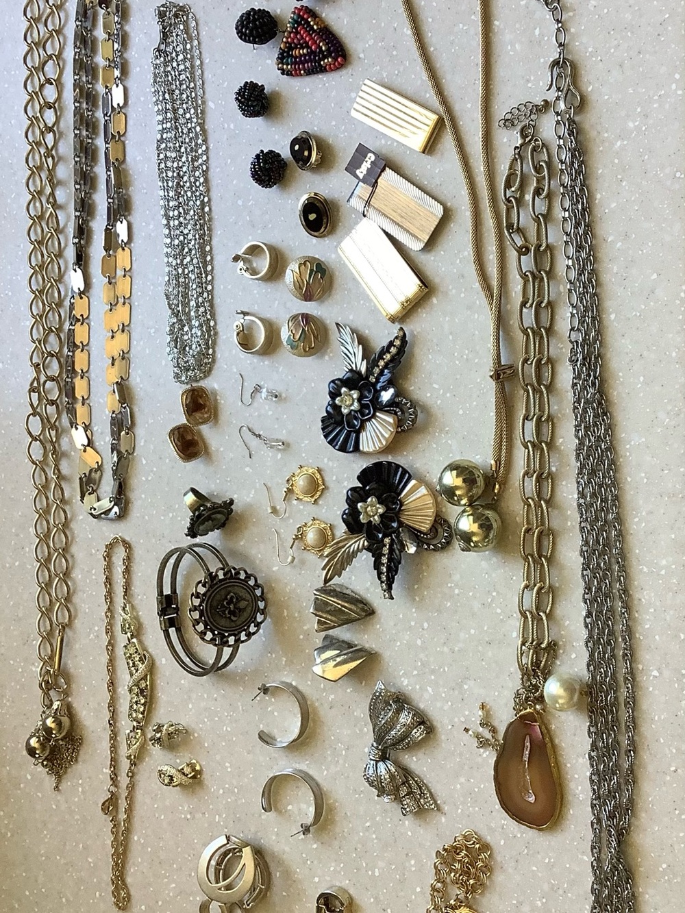 Lot of Costume Jewelry Necklaces Earrings Bracelets Pins Tie Clips